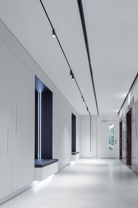 How Lighting Sets Perceptions in a Space